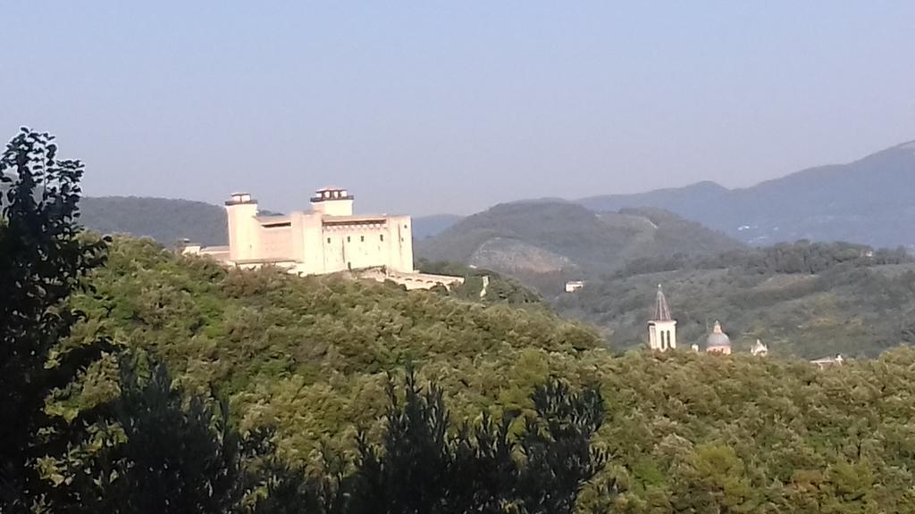 La Fontana Spoleto Exterior foto